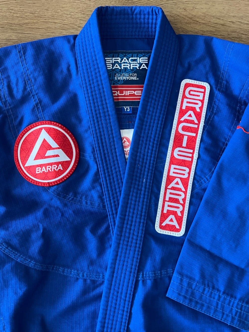 Gracie Barra Kids Jiu Jitsu Kimono - Picture 3 of 8